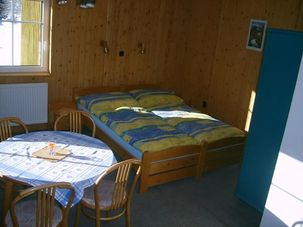 Pension 48 Spindleruv Mlyn Guest house